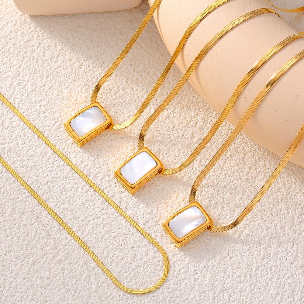 Ожерелье с квадратным кулоном Fritillary Blade, выполненное в изысканном стиле, из титановой стали с позолоченной ключичной цепочкой