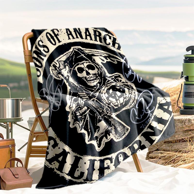 1pc skull pattern blanket, all season lightweight home office outdoor nap multifunctional blanket