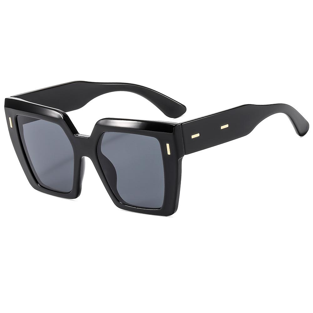 Vintage Uv400 Protection Wide Leg Plain Glass Spectacles Square Gradient Shades Sunglasses for Women Pc Unisex Uv400 Sunglasses