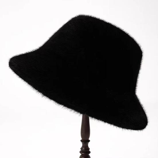 Women Winter Hat Thick Fuzzy Plush Faux Fur Heat Retention Windproof Fisherman Hat Short