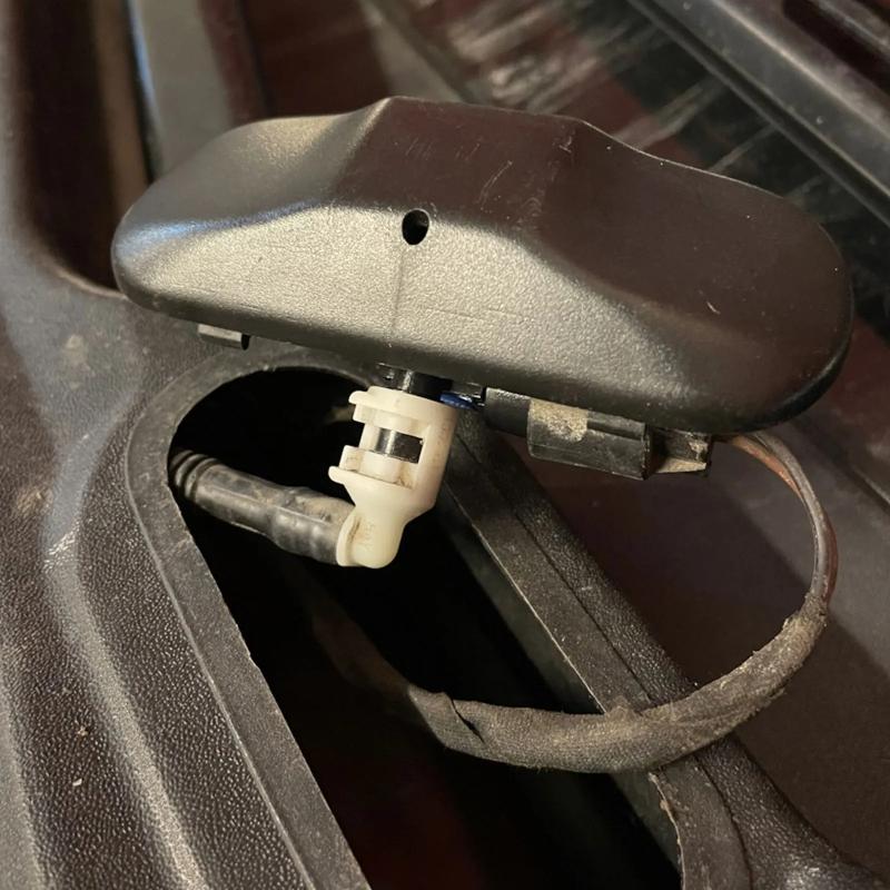 1 Piece For Golf Caddy Jetta Tiguan Skoda Octavia Yeti Leon Car Windscreen Washer Pump Jet Coupling Connector