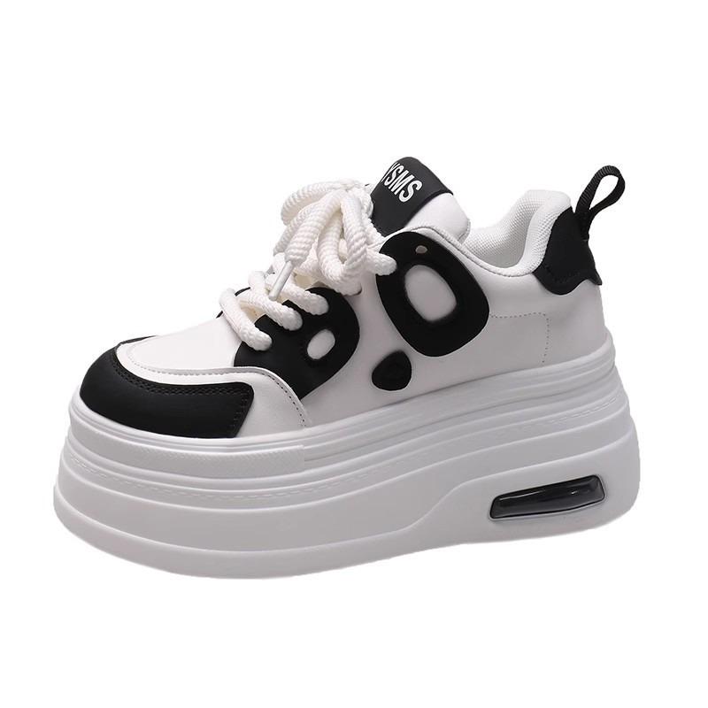 Black and white panda board shoes women's new summer platform white shoes student sports and leisure shoes women's shoes