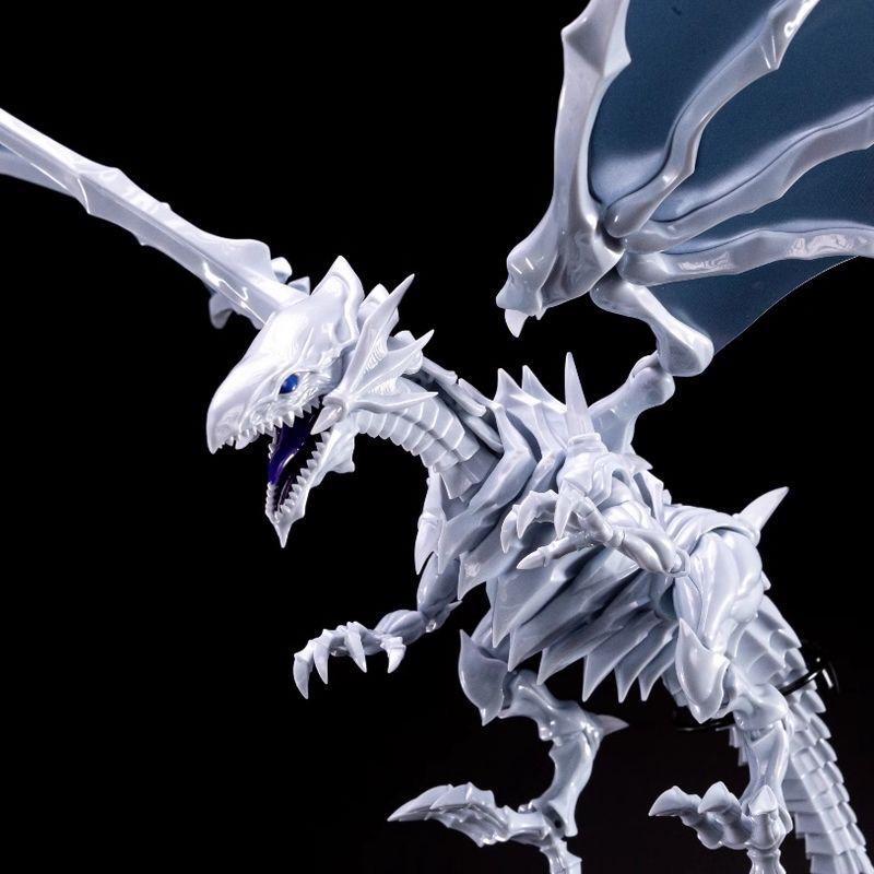 Новейшая модель Белого Глаза Дракона из Yu-Gi-Oh Металлическая Покрашенная Спреем Фигурка-трансформер Набор для сборки Настольное украшение Коллекция для мальчиков Подарки