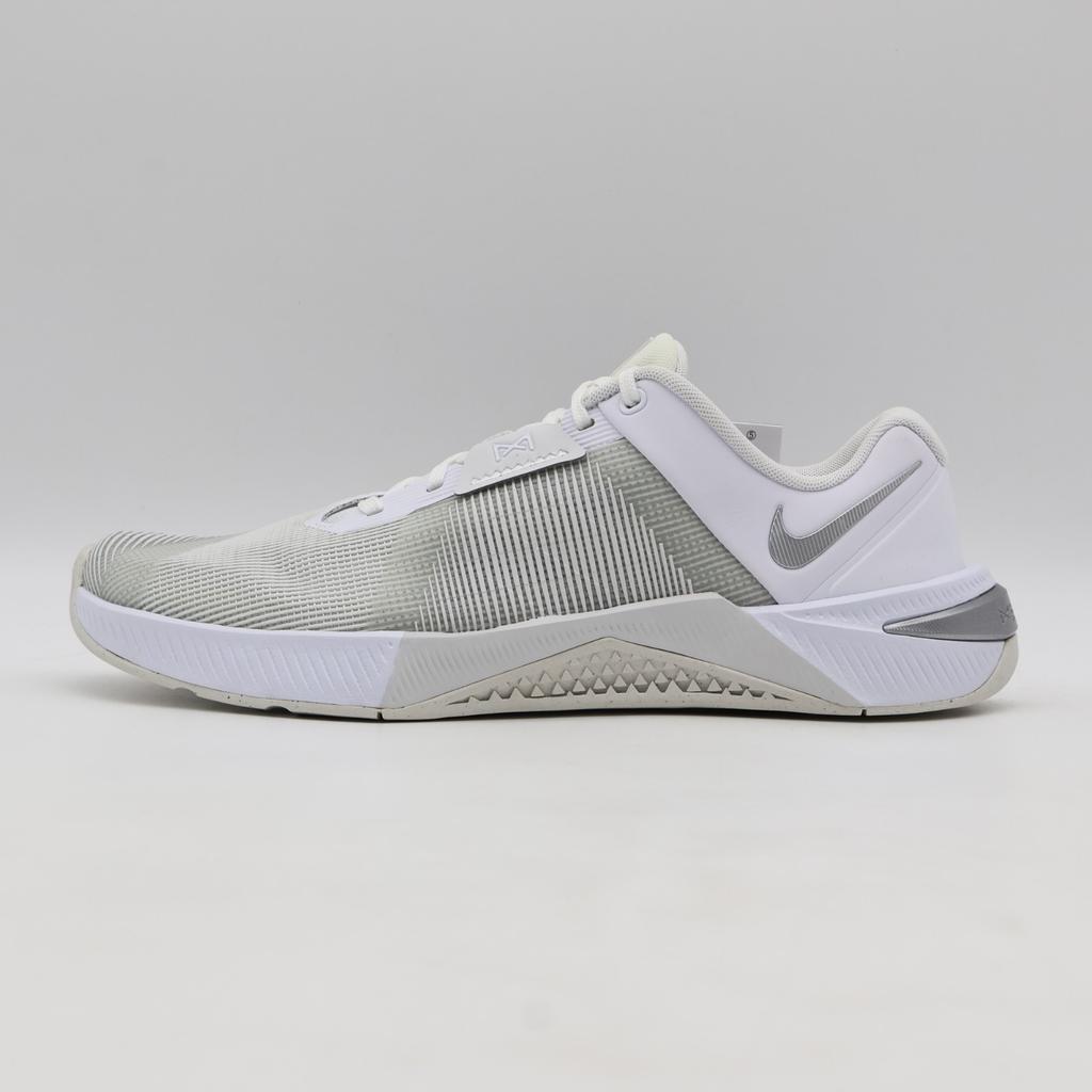 HQ2620-100 Nike Metcon 10 Белый Платиновый Оттенок Волк Серый Металлический Серебристый (Женский