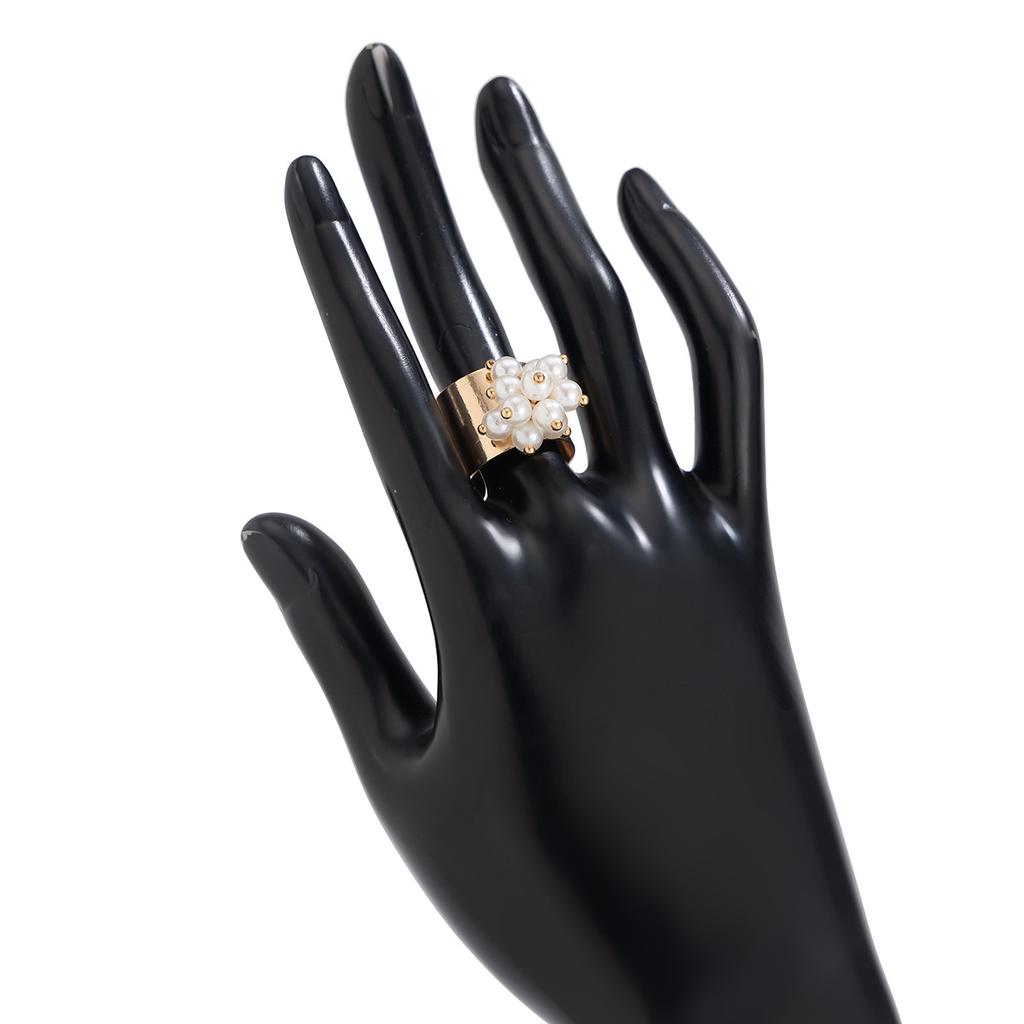 Imitation Pearl Flower Cuff Bangle Gold Silver Color Temperament Metal Wide Vintage Punk Simple Bracelets for Women Irregular Accessories Party Gift