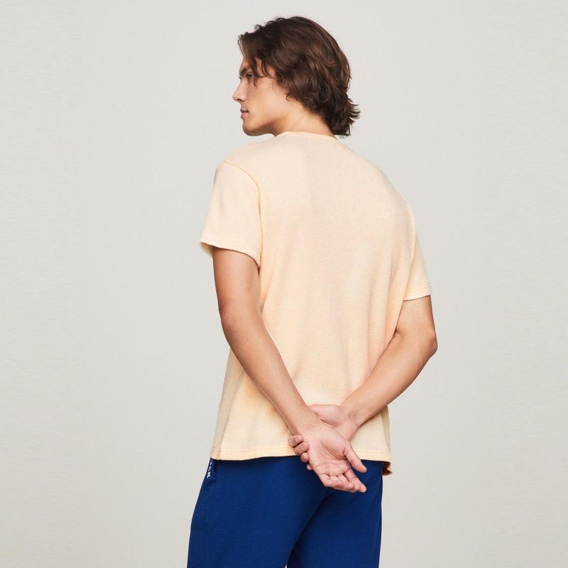 Tommy Hilfiger T-Shirts Men's Crew Neck Moderate Straight Fit UM0UM03116