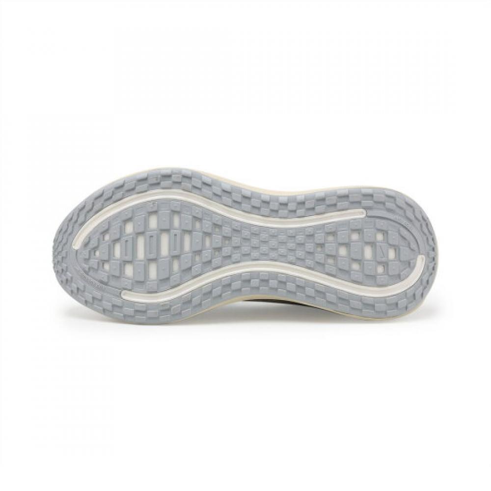 Nike Беговые кроссовки Vomero Plus Iq0308 094
