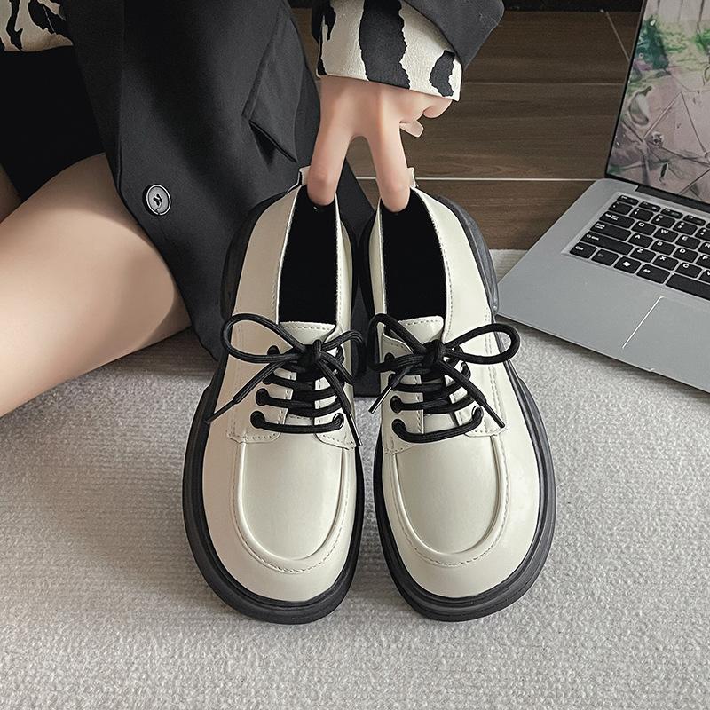 Небольшие кожаные туфли, женские в британском стиле, универсальные на весну и осень, с толстой подошвой и студенческим галстуком в японском стиле, винтажные одинарные туфли.