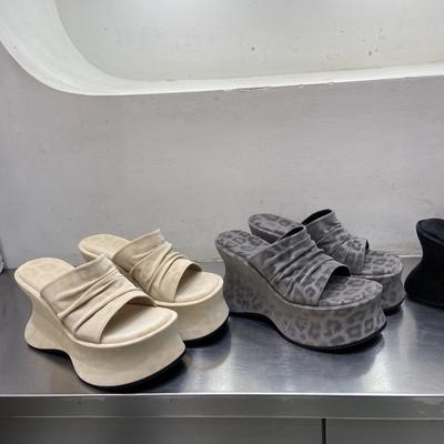 Модные женские шлепанцы на платформе со складным леопардовым принтом, сандалии на толстой подошве, летние балетки слипоны, верх из шелка, обувь для трансграничной торговли