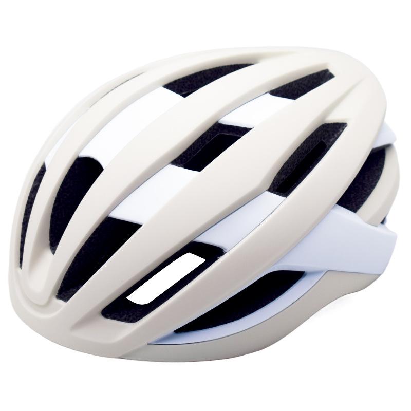 New Pneumatic Windbreaking Road Bike Bicycle Riding Helmet Integrated with Men and Women