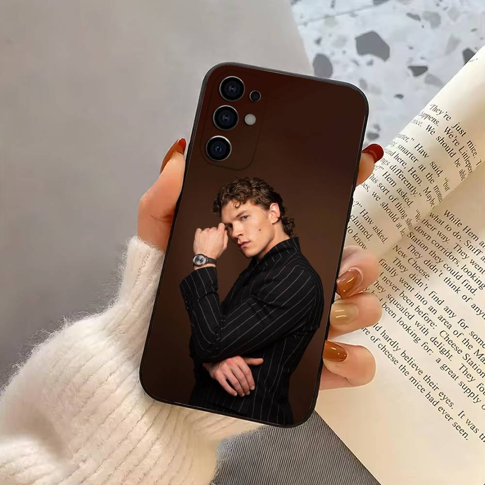Чехол для телефона Actor C-Connor CS S-Storrie для Samsung S25,S24,S21,S22,S23,S30,Ultra,S20,Plus,Fe, Мягкий силиконовый черный чехол