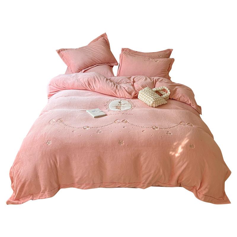 Four Piece Patch Embroidered Coral Velvet Quilt Cover With Thickened Flannel Bed Sheet Quilt Cover In Winter