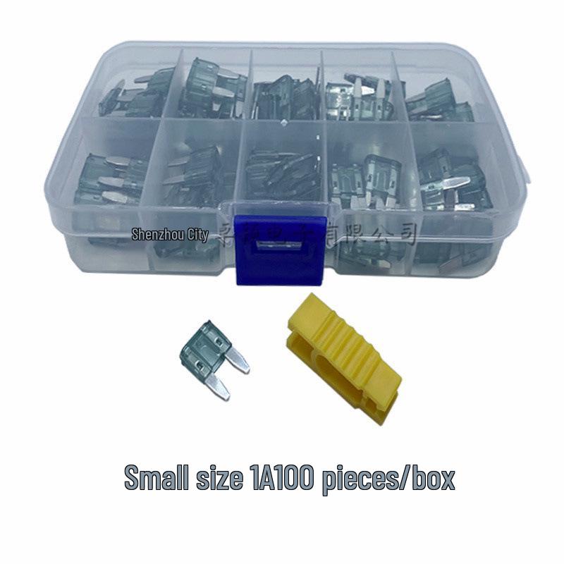 Набор автомобильных предохранителей: Ножевые предохранители малого, среднего и большого размера (1A, 3A, 10A, 15A)