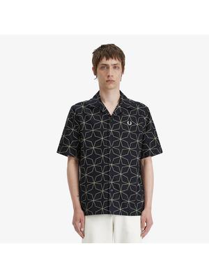 [headquarters Genuine] Fred Perry [sharp] Рубашка с геометрическим принтом и воротником Revere 102 Afpm2417760 102 qzgAfpm2417760 102