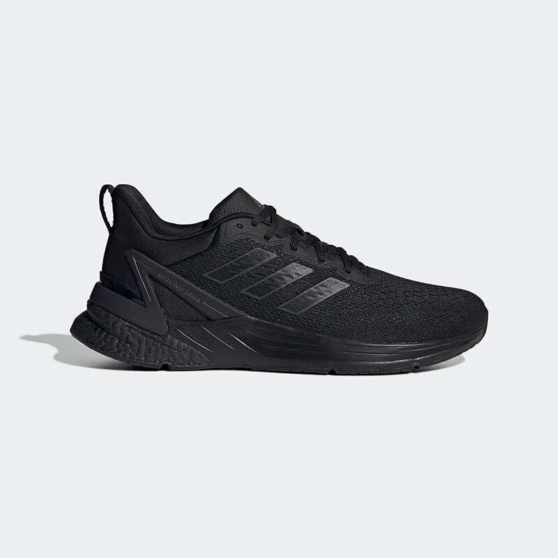 adidas Беговая и повседневная обувь