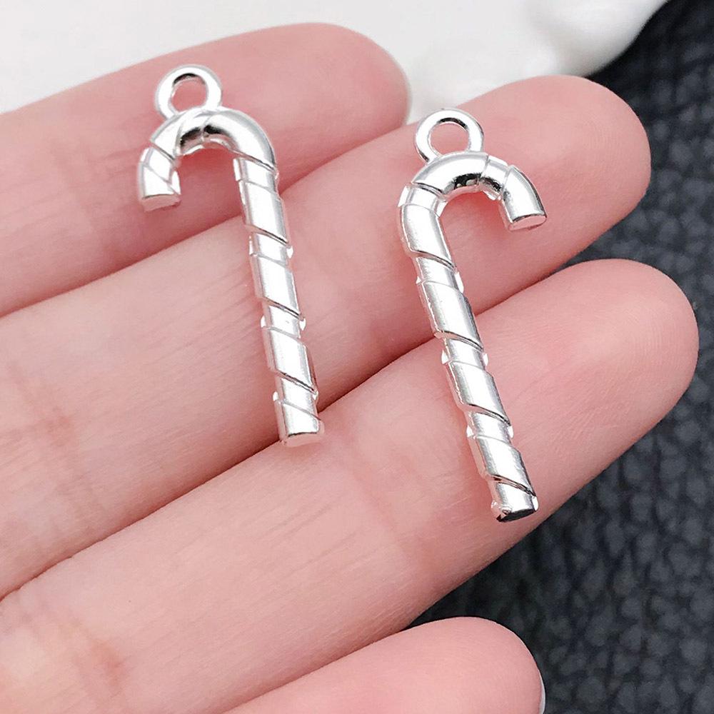 20-Piece Christmas Themed Bracelets: Silver Snowman, Santa Claus, Snowflake Pendants & Beads