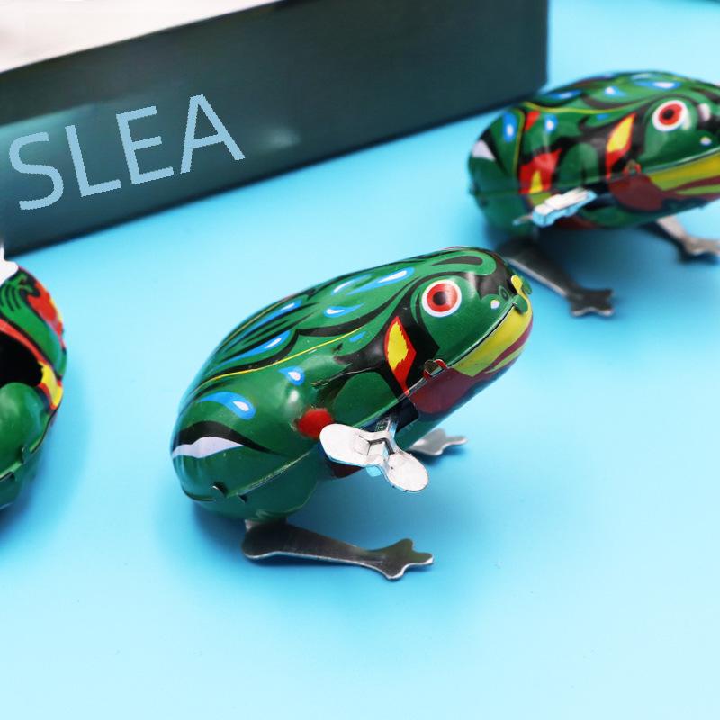 Ностальгическая заводная игрушка-лягушка из жести