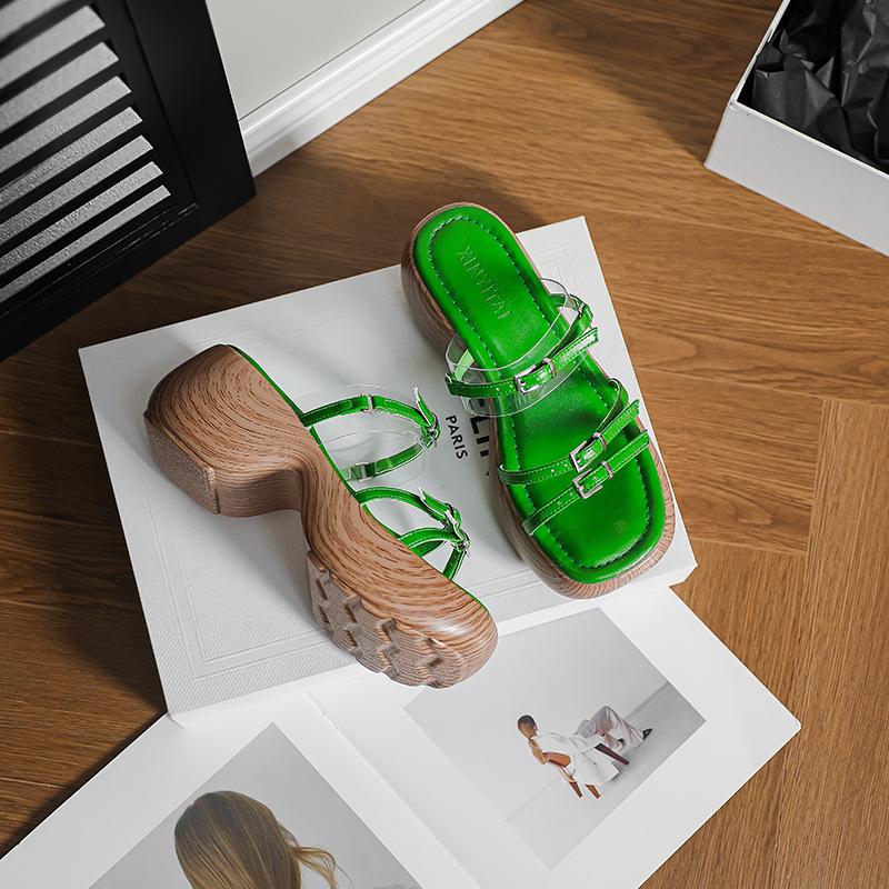 Женские босоножки на платформе тонкий ремешок текстура дерева летние новые отпускной наклонный каблук мягкая подошва увеличивающие рост слово с римскими сандалиями шлепанцы