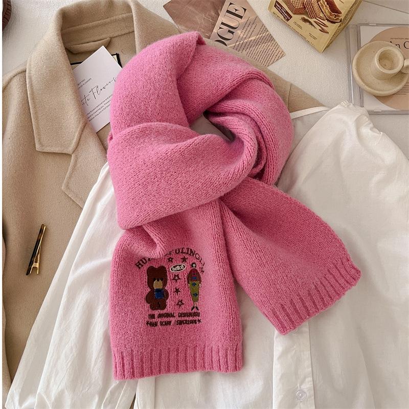 A New High End Women's Winter Scarf with Bear Embroidery Thick and Warm Cold Proof Knitted Woolen Scarf Shawl