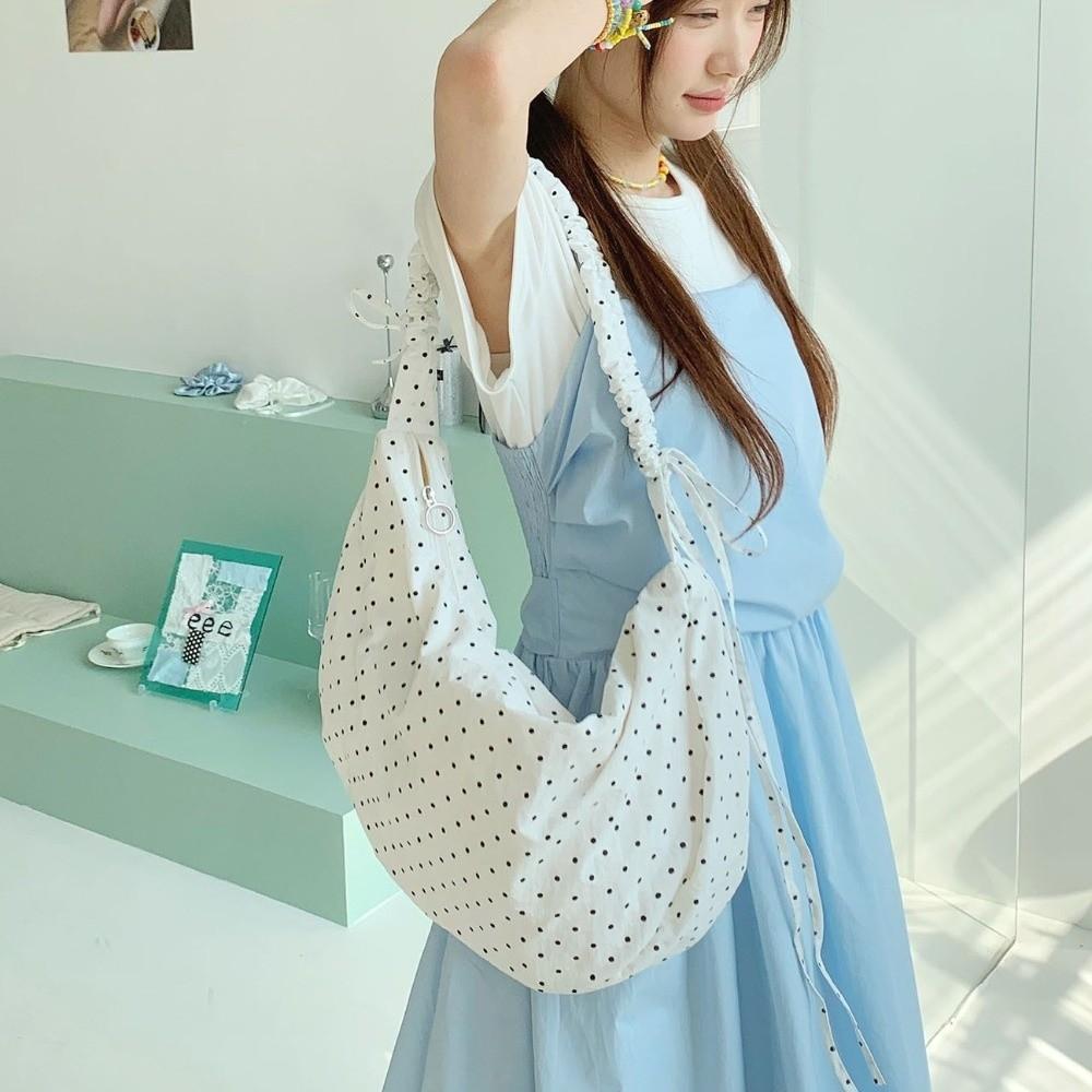 Adjustable Polka Dot Nylon Crossbody Bag Drawstring Lightweight Pleated Shoulder Bag Prined Large Capacity Canvas Dumpling Bag