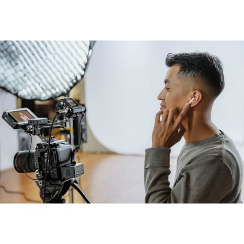 TASCAM FR-AV2 32-bit Float Compatible 2-Channel Portable Field Recorder/Time Code Generator with Dual AD Converter and Time Code Synchronization Audio