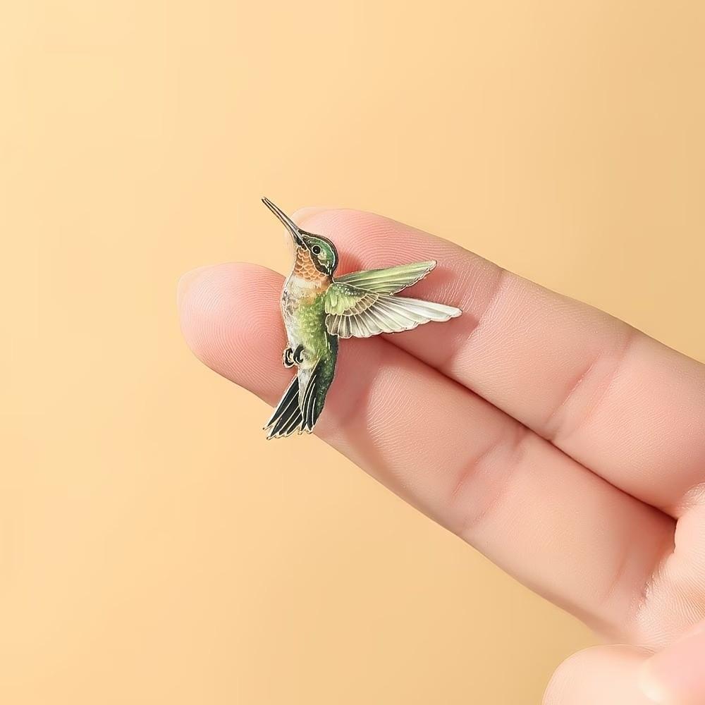 Vintage Bird Badge Pin Animal Bird Metal Pin Cute Hummingbird Enamel Brooch Female