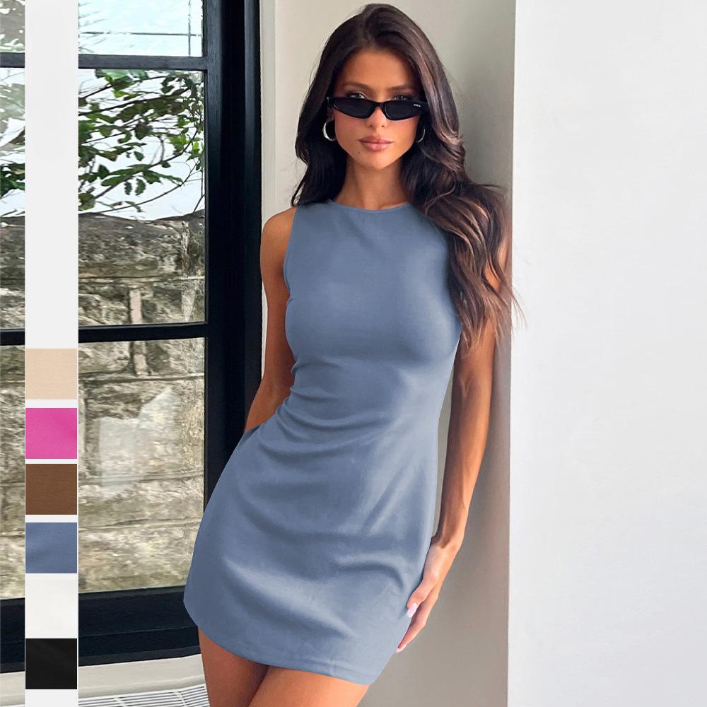 Женское однотонное сексуальное платье без рукавов с поясом и ягодицами