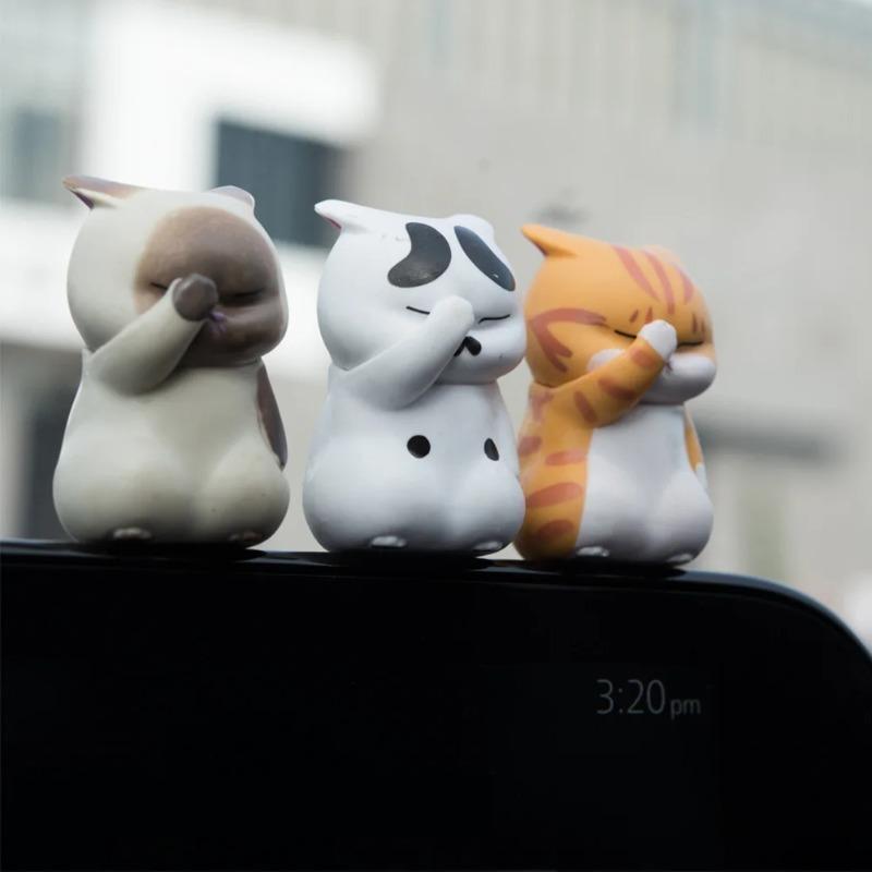 1pcs Cover Your Face Cat Figure Cartoon Anime Peripheral Kitten Doll Toy Cake Ornaments Kawaii Desk Car Interior Accessories