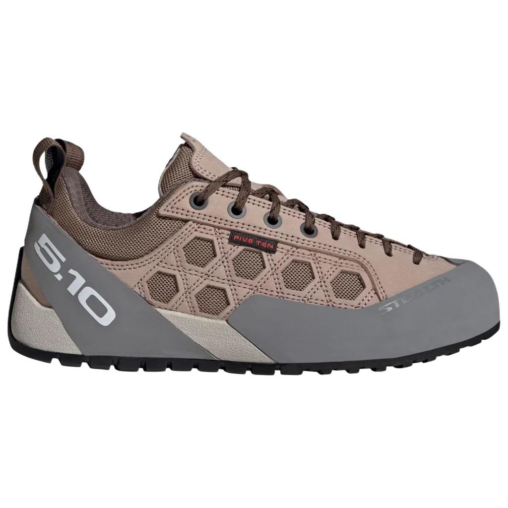 Adidas GUIDE Low top Outdoor Shoes Women's Taupe JR3876