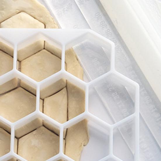 Юшенг Форма для равиоли Разделитель теста Пластиковая сетка для теста для одинаковых пельменей Выпечка Легко моющийся кухонный инструмент для домашней пасты