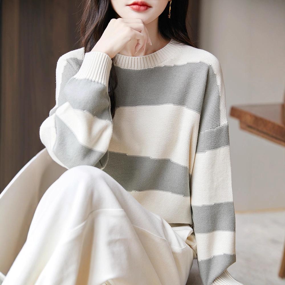 New Autumn and Winter Color-blocking Striped Sweater, Long-sleeved Color-blocking Knitted Retro Loose and Laid-back Top