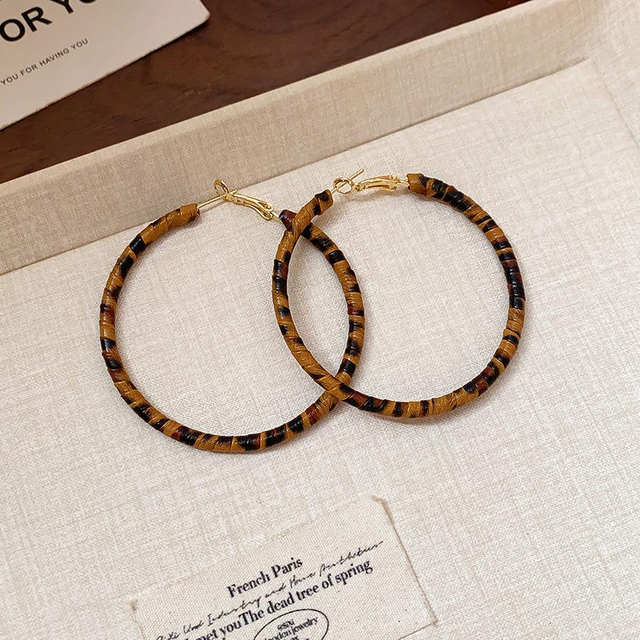 Серьги-подвески Геометрические с бантом Сердце леопарда Серебряная игла - Трендовый корейский стиль для женщин