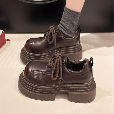 Британский стиль большая голова шнуровка маленькие кожаные туфли женские 2025 весна новая мода маленький человек увеличение роста платформа лоферы одинарные туфли