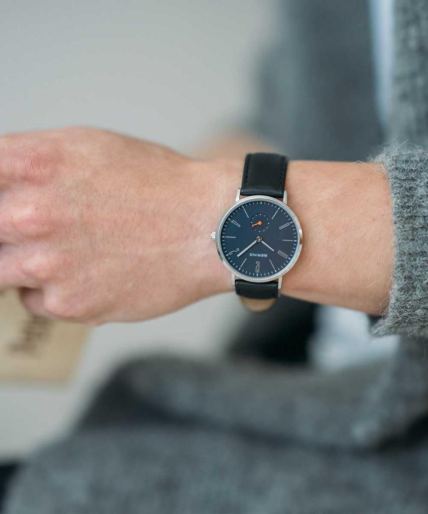 BERING И Часы Унисекс BERING Classic Скандинавские Кожаные Часы с Темно-Синим Циферблатом и Черным Идеально в качестве Подарка для Работы и Поступления [Официально
