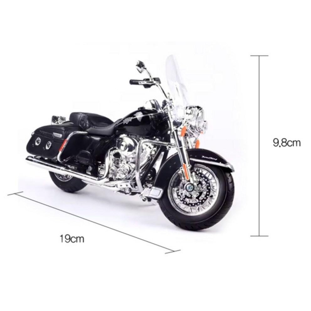 Майсто 1:Модель мотоцикла Harley-Davidson 2013 FLHRC Road King Classic, масштаб 1:12, литая