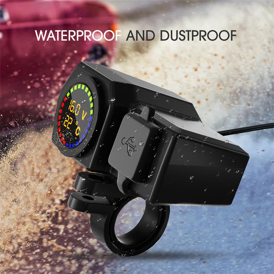 Зарядное устройство для мобильного телефона с USB+Type-c портом для мотоцикла и дисплеем температуры и напряжения