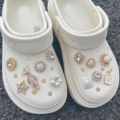 Подвеска для обуви Crocs DIY Baroque Alice Rabbit Diamond Pearl Украшения для обуви Аксессуары Подвески для сабо Bogg Bag Slides Sandal