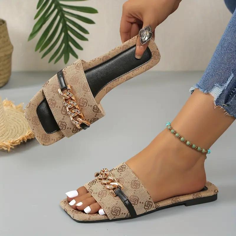 Женские тапочки, новые летние сандалии класса люкс на плоской подошве, пляжная обувь, трендовые брендовые дизайнерские женские тапочки, шлепанцы большого размера для женщин