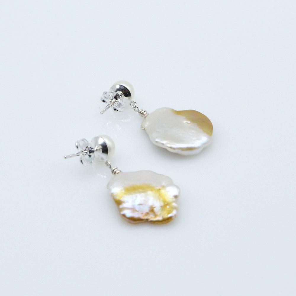 Classic Women Earrings Natural Freshwater Pearl Stud Earrings Irregular Shape Baroque Handmade Jewelry Fashion Jewelry Gift