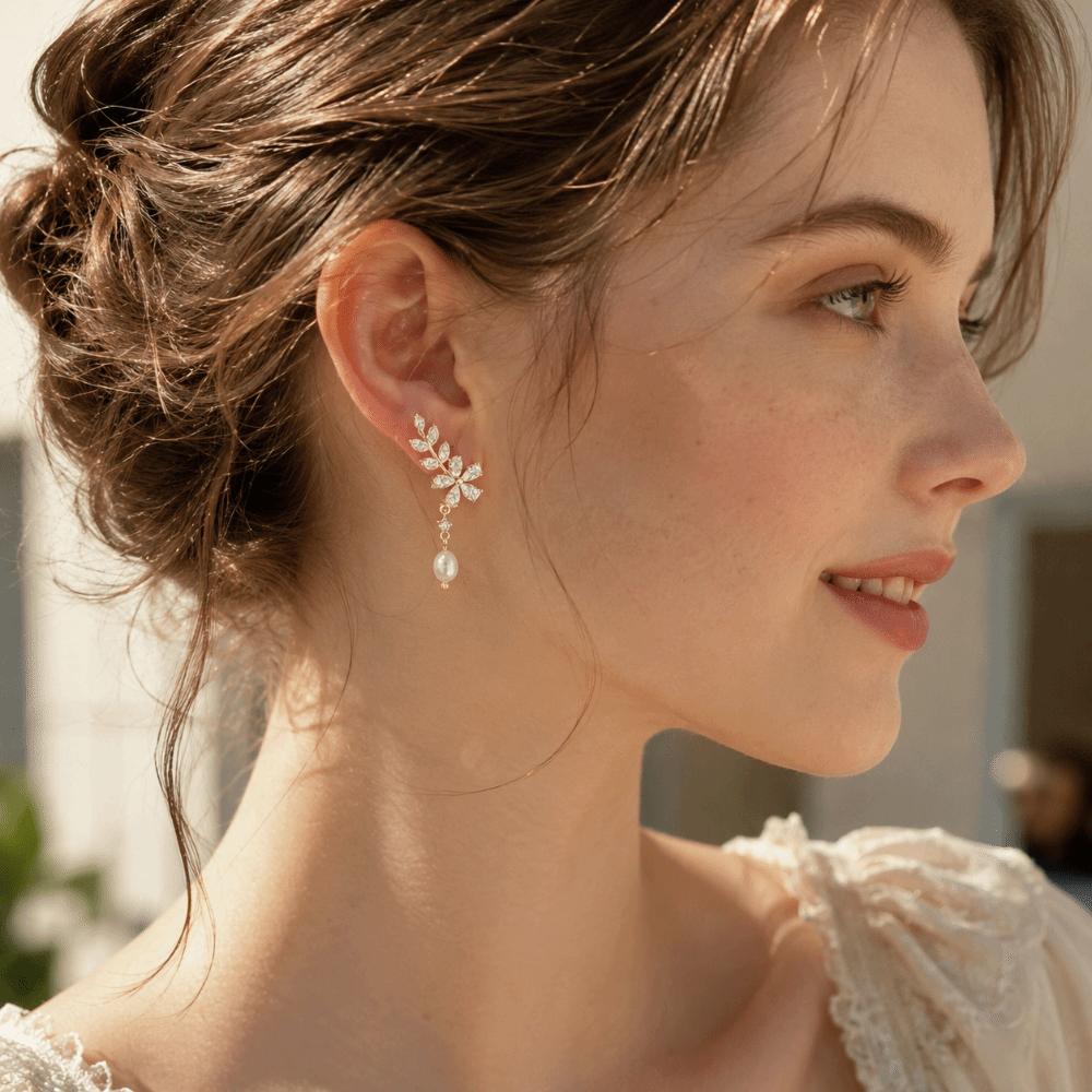 Exquisite Zircon Earrings Crystal Leaf Flower Earrings Evening Flower Stud Earrings Party