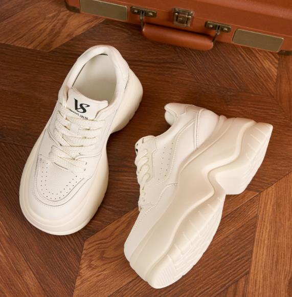 Модные женские кроссовки на толстой платформе, с мягкой подошвой, спортивная повседневная обувь, универсальная обувь для увеличения роста, осенний новый стиль, белые кроссовки