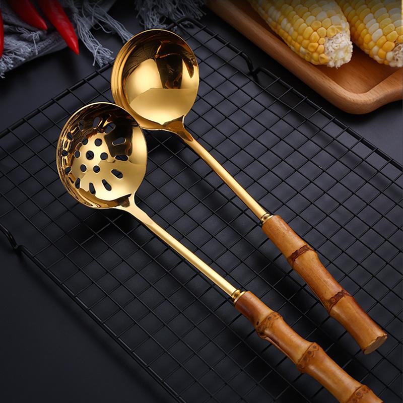 Нержавеющая сталь Суповой половник-дуршлаг с деревянной ручкой Защита от ожогов Половники для горячего горшка Сервировочные столовые ложки Кухонная утварь