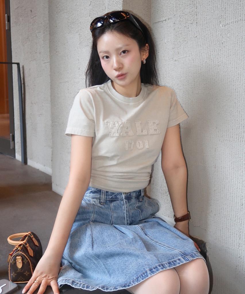 YALE Women'S Pigment Applique T-Shirt_Ivory