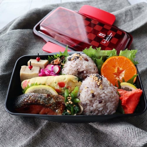 Komori Resin Le Voile Homme Men's Dome Lunch Box 750ml Red