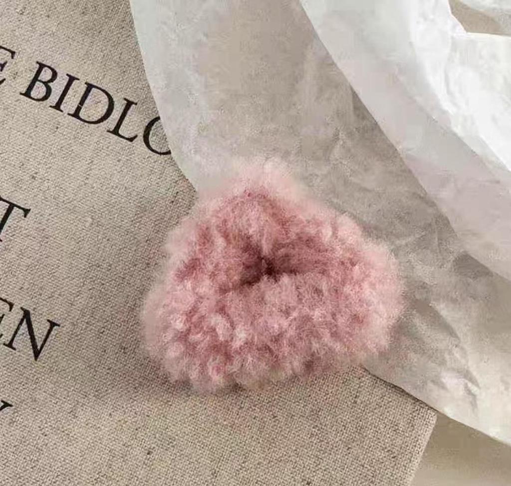 Заколка для волос «кошачье ухо» из овечьей шерсти: Милая осенне-зимняя принцесса-заколка для челки на бок