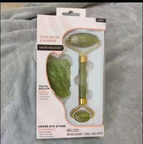 Natural Facial Jade Lifting Roller and Gua Sha Massage Tools Jade Roller Set