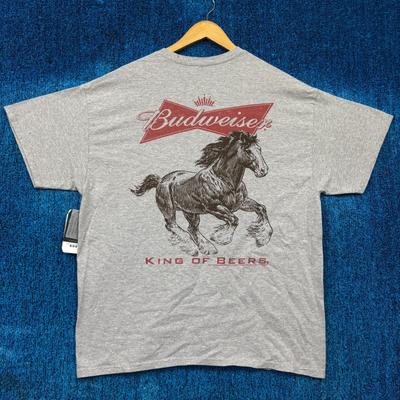 Премиум-футболка с графическим принтом Budweiser “Король пива: лошадь Клайдсдейл”, обработанная энзимами
