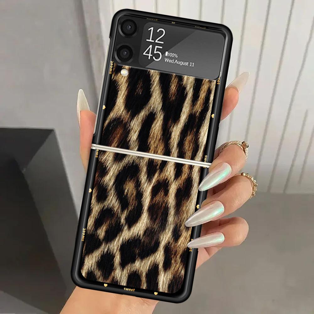 Жесткий чехол для телефона с принтом леопарда для Samsung Galaxy Z Flip 7 6 5 4 3 Черный ZFlip7 ZFlip6 Flip5 Flip4 Flip3 5G Чехол с принтом
