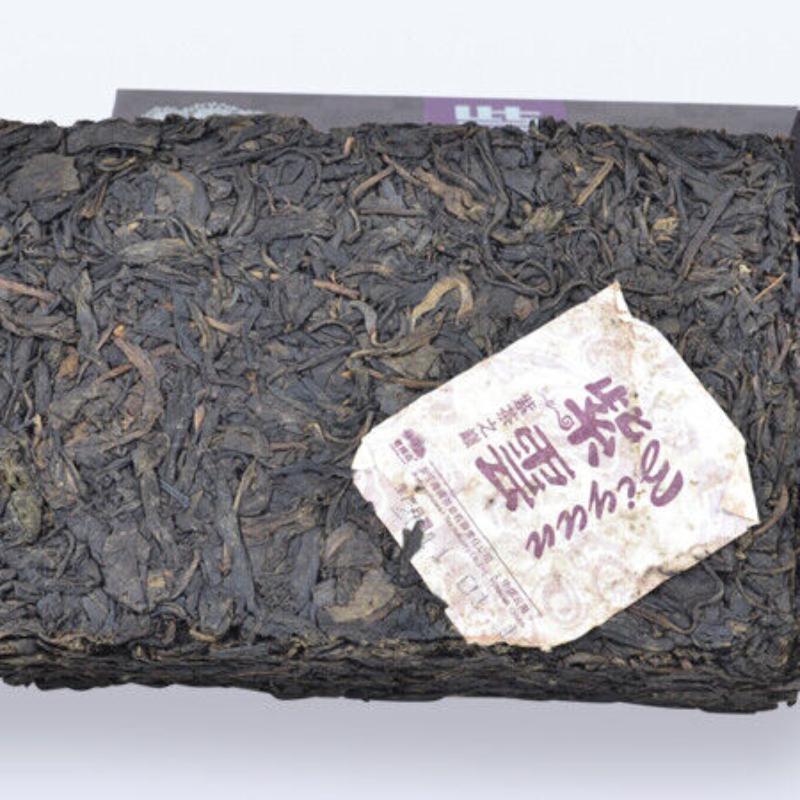 Чай Purple Bud Ziyun Pu'er * 2011 Haiwan Old Comrade Puer Pu Erh Brick Raw 250г