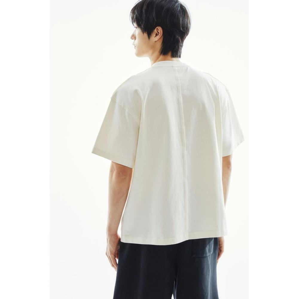 Футболка свободного покроя с деталями швов HM, кремового цвета